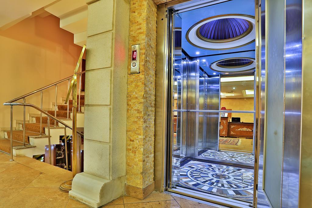 The Istanbul Hotel Exteriér fotografie