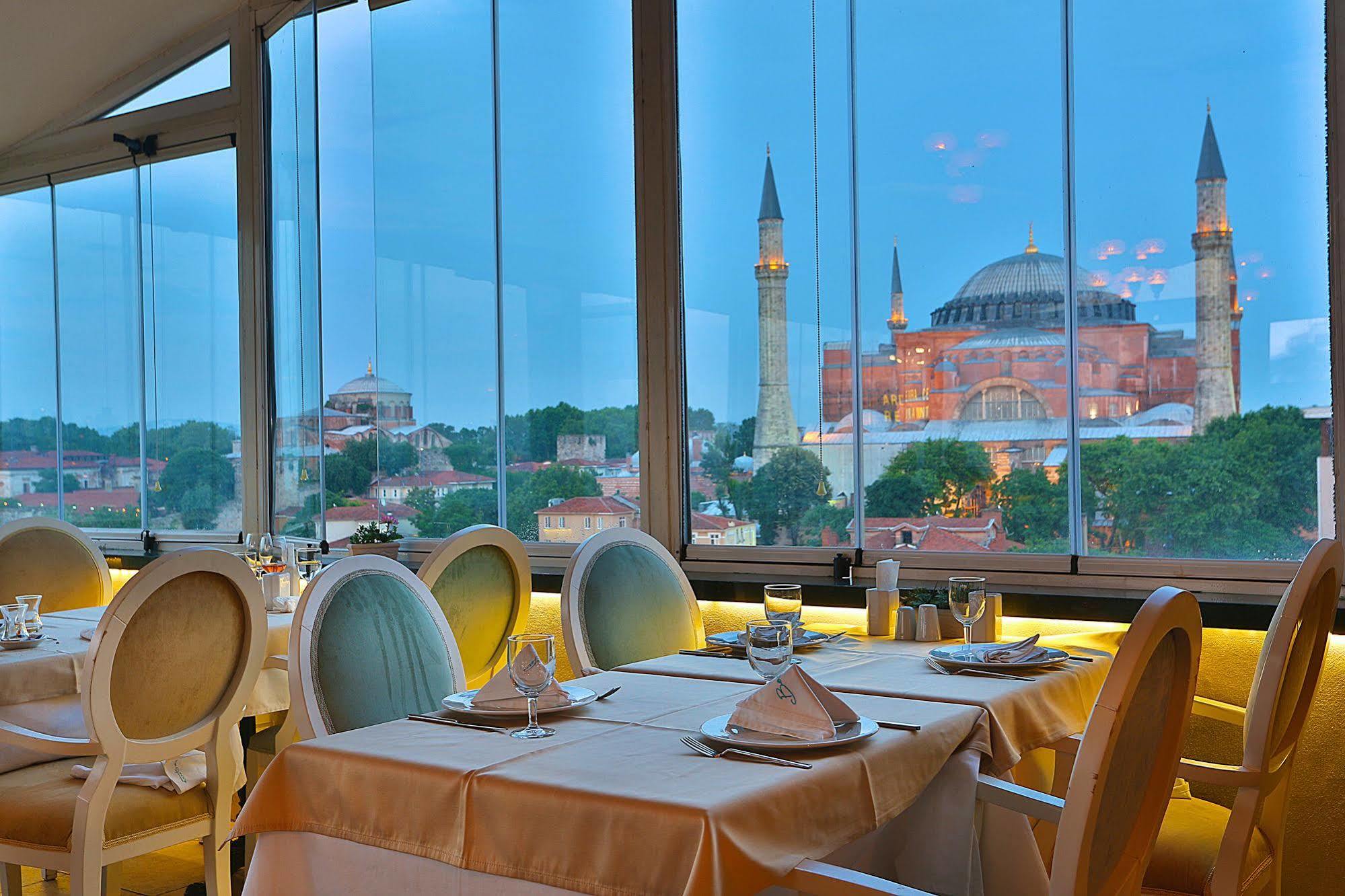 The Istanbul Hotel Exteriér fotografie
